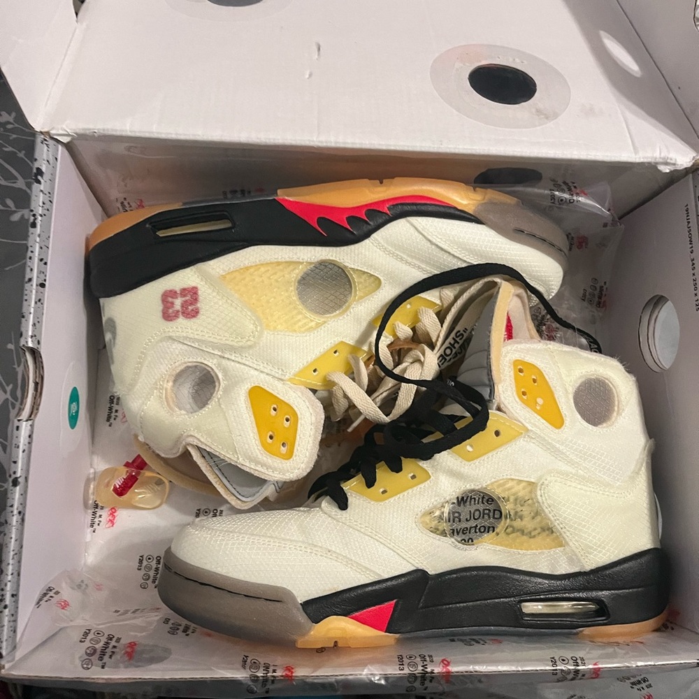 Jordan 5 off-white sail